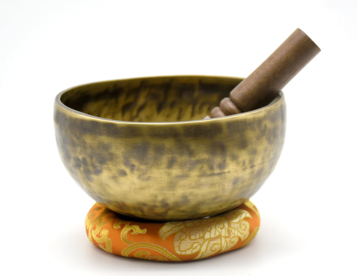 7-inch Tiger Eye singing bowl with wooden mallet and cushion