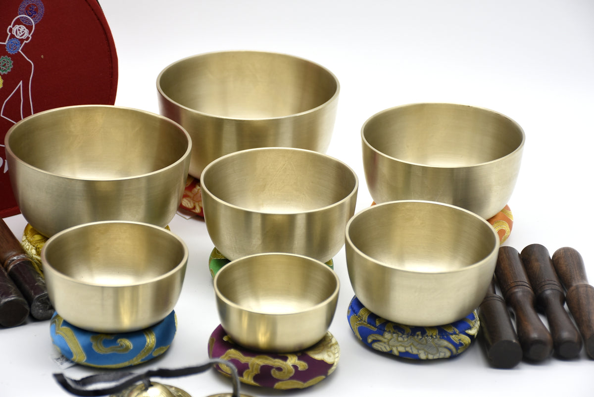 Bronze chakra healing bowls with rich resonant meditation tones