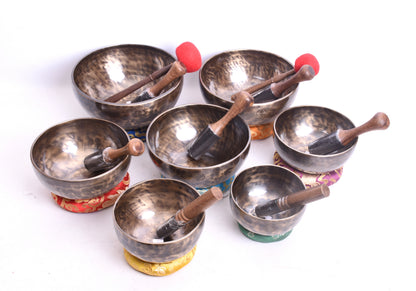 7 Piece Full Moon Singing Bowl Set (5"–10") | Chakra Note Tuned Tibetan Singing Bowls | Complete Meditation Sound Healing Set with Mallets, Cushions & Strikers