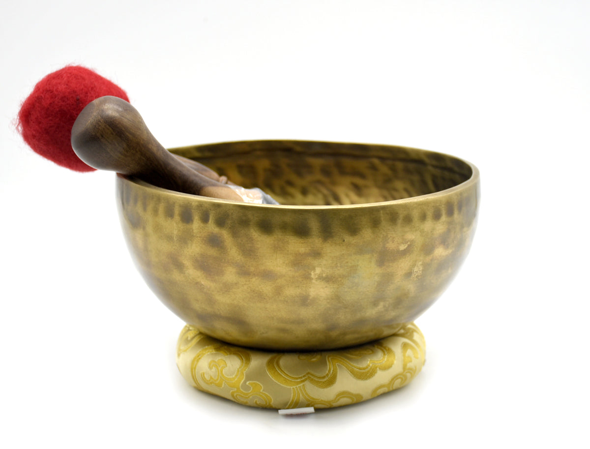 Handmade Tibetan Himalayan singing bowl with an antique finish